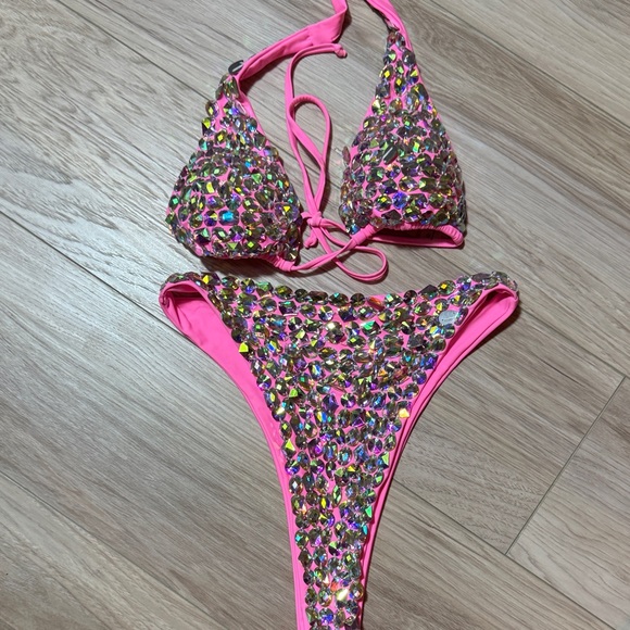 Pink Rhinestone Rave Set - Picture 1 of 4